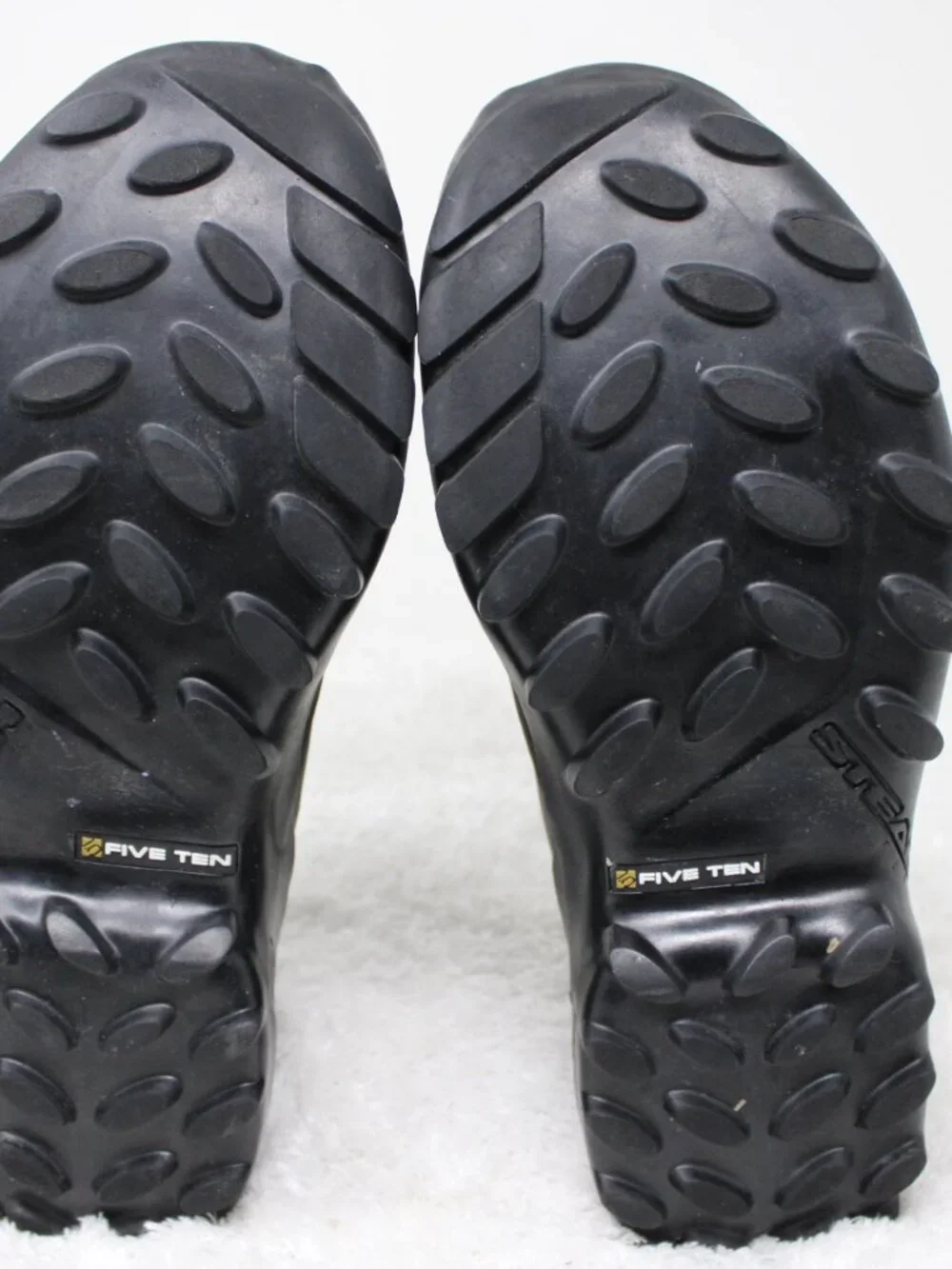 Five Ten Camp Four Hiking Shoes Mens 9 Gray Stealth Rubber Approach Lace Up